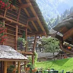 La Torre delle Giavine Hotel *